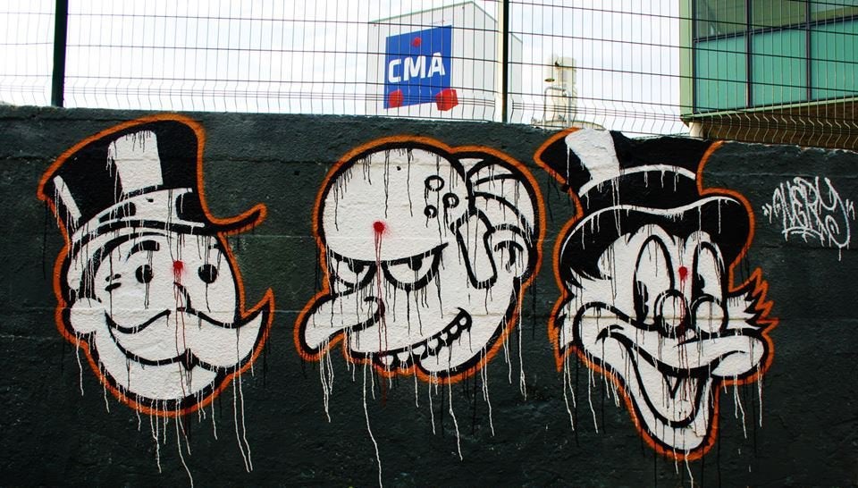 Street art depicting Uncle Pennybags (the Monopoly guy), Mr. Burns, and Scrooge McDuck